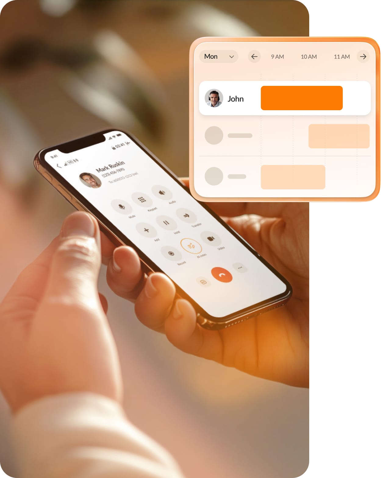 Une femme en train de consulter un calendrier sur son téléphone portable